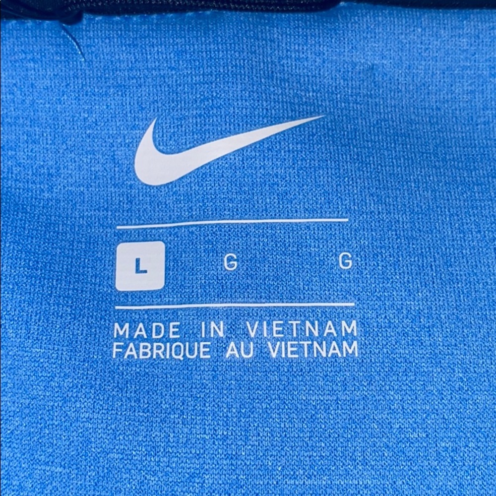 Baby blue Nike Quarter Zip-up jacket - Picture 3 of 4
